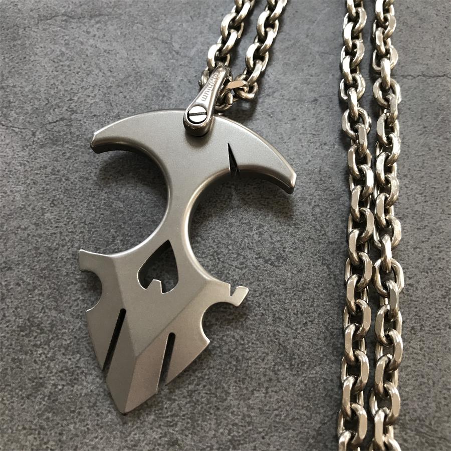 Titanium Knuckle Duster